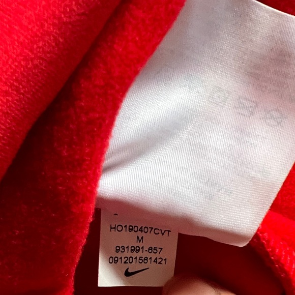 Nike Red Dri-FIT Hoodie - Picture 9 of 12